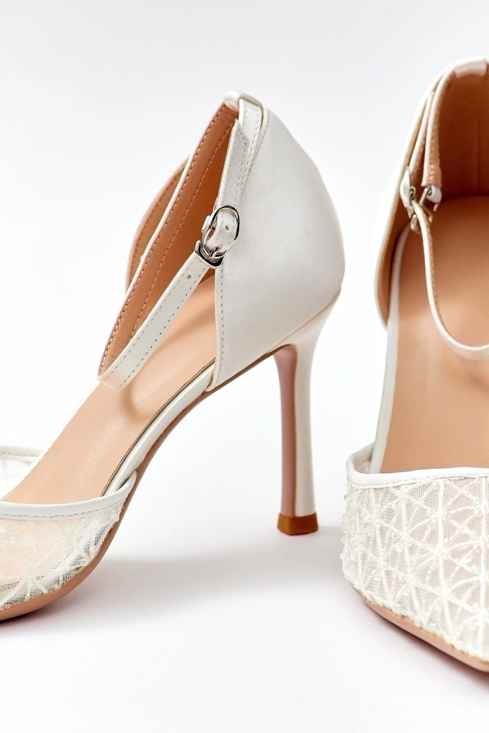 RS 010 — Shoes — thumbnail 2
