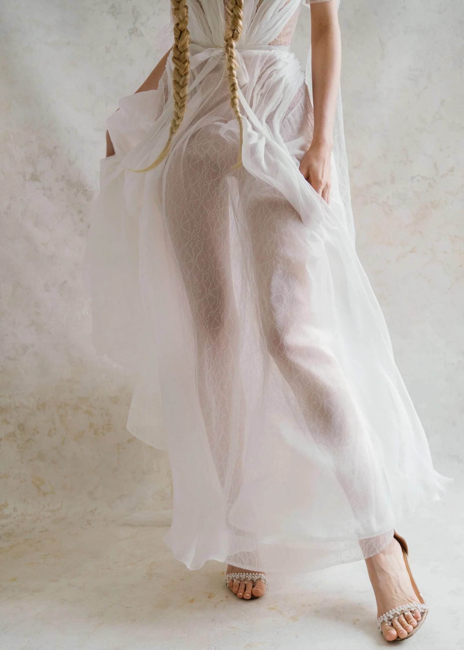 Crinoidea wedding dress by Rara Couture — thumbnail 2