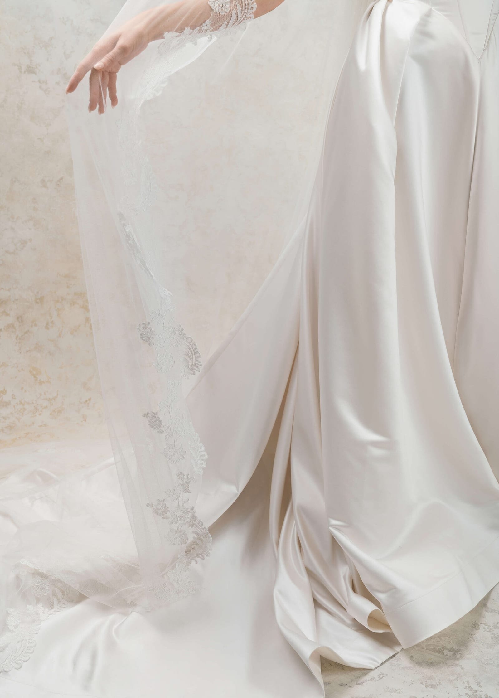 Murex wedding dress by Rara Couture — thumbnail 3
