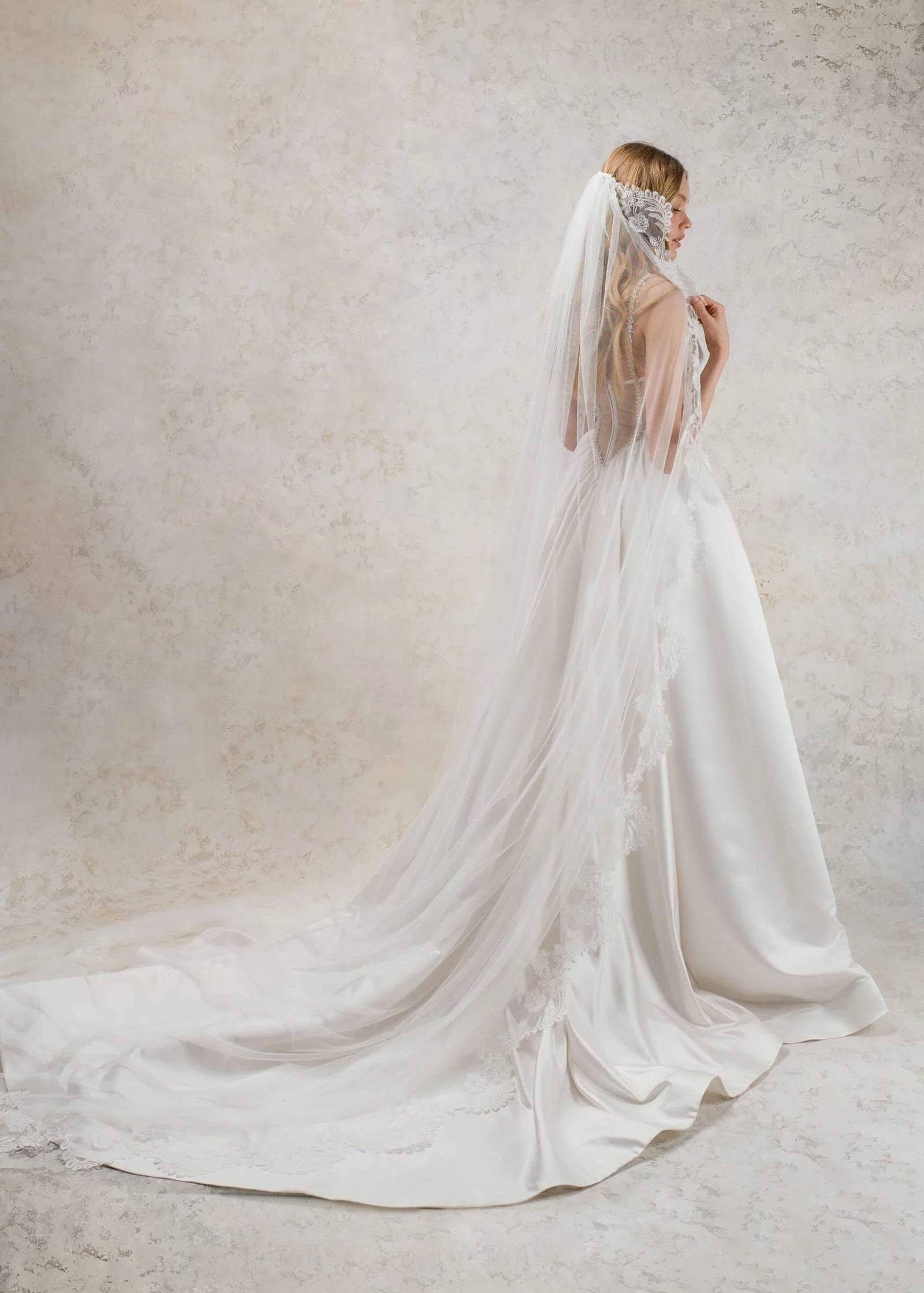 Murex wedding dress by Rara Couture — thumbnail 5