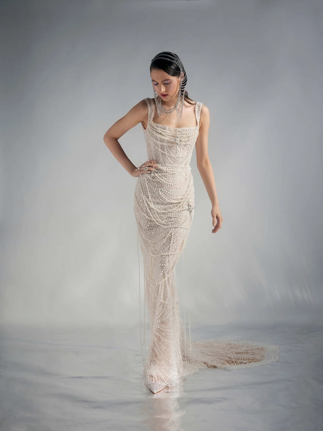 Versu wedding dress by Rara Couture — thumbnail 3