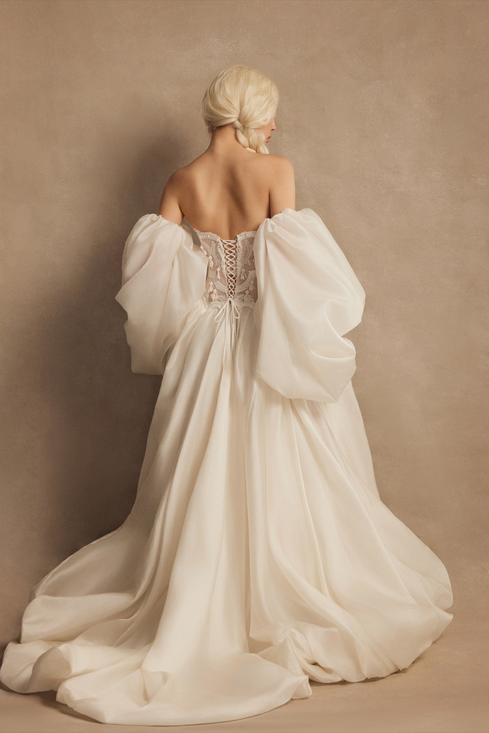 Bliss wedding dress by Rara Couture — thumbnail 3