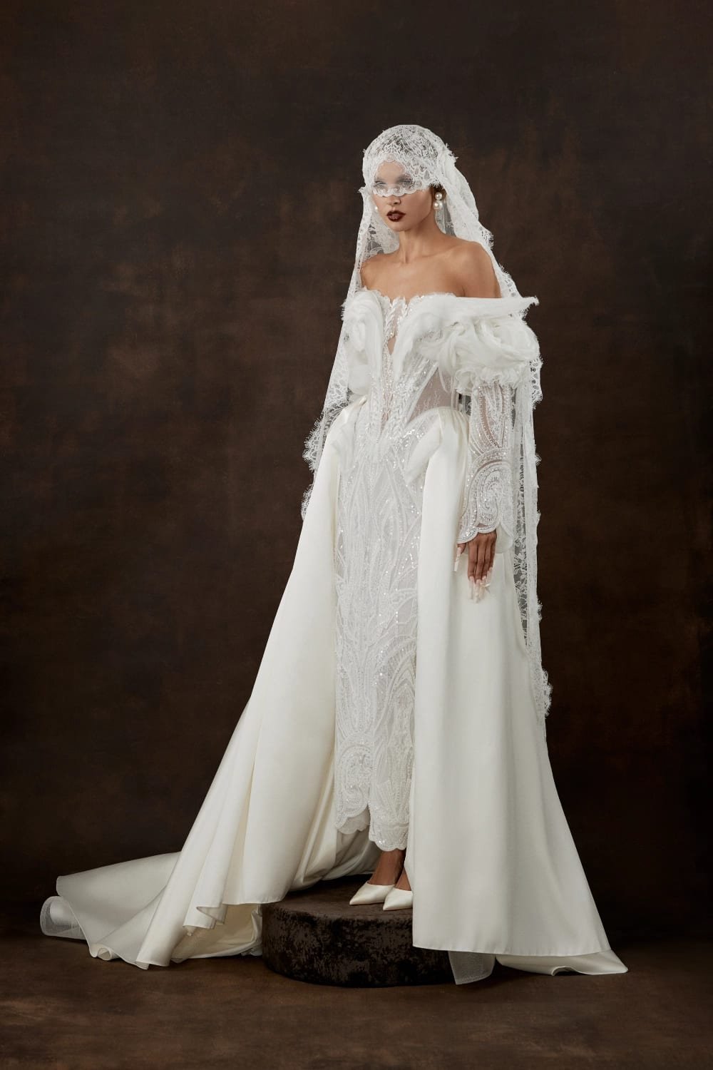 Cecilia wedding dress by Rara Couture — thumbnail 2