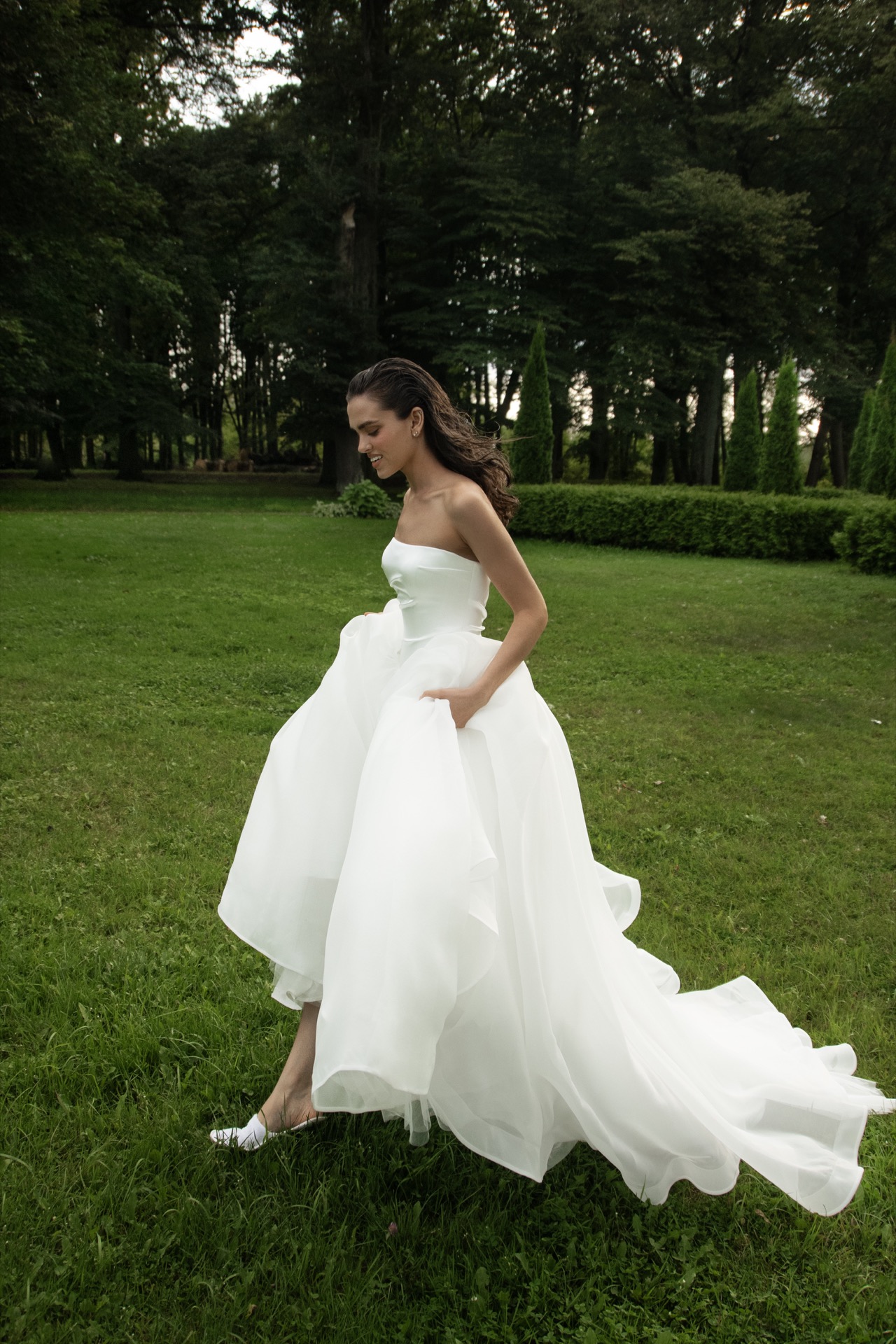 Solo wedding dress by Natalia Romanova - View 4