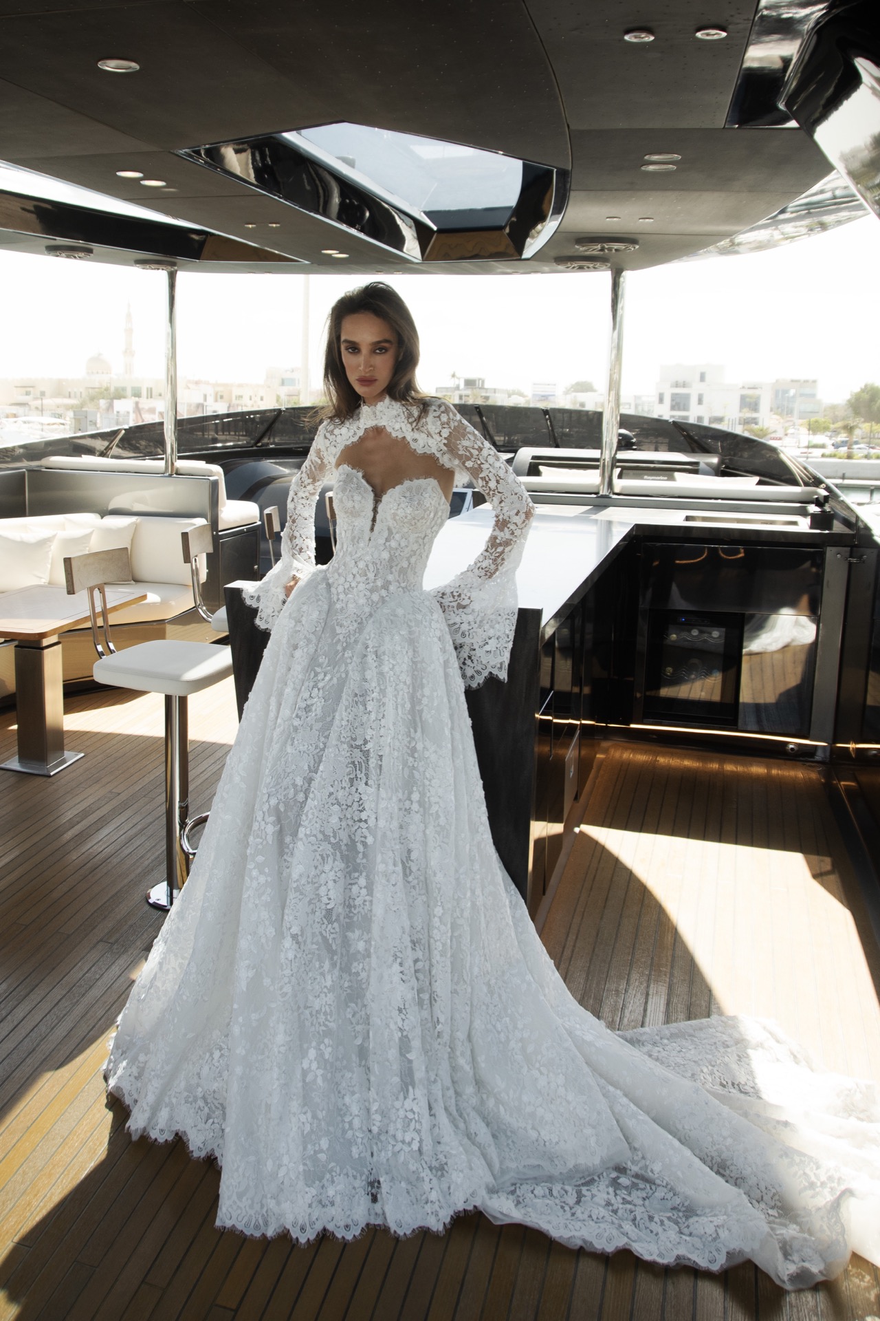 Venice wedding dress by Natalia Romanova - View 2