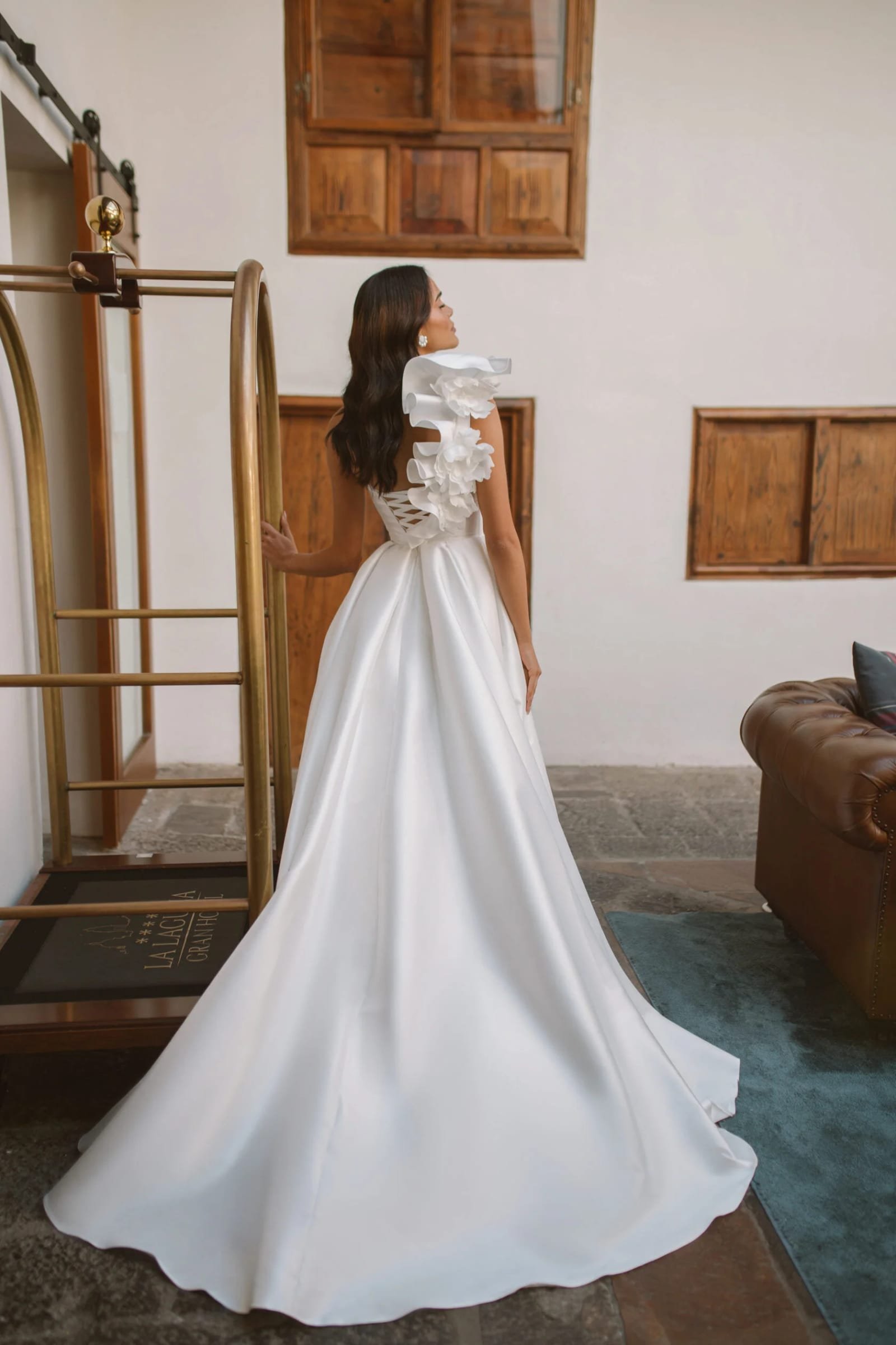 Vada wedding dress by Blammo-Biamo — thumbnail 4